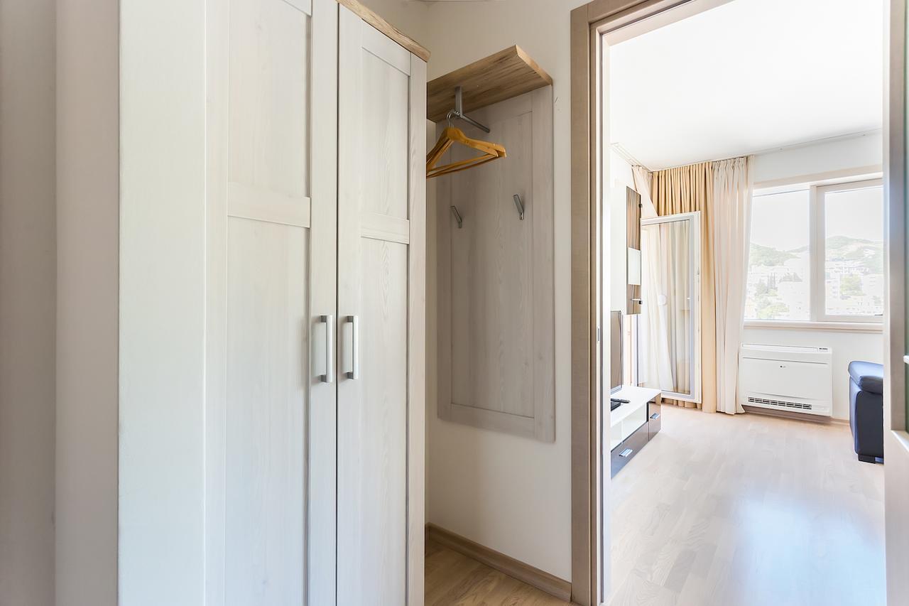Primus Apartments Impera Budva Phòng bức ảnh